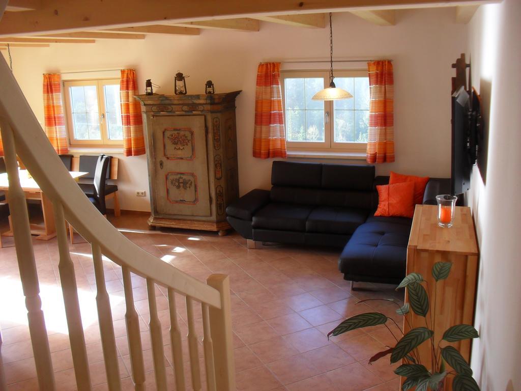 Bio-Bergbauernhof Moeslhof Apartment Aigen im Ennstal Room photo