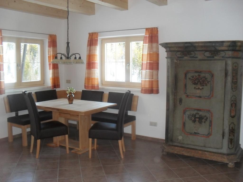 Bio-Bergbauernhof Moeslhof Apartment Aigen im Ennstal Room photo